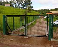Portão de ferro com alambrado Portão de ferro com alambrado