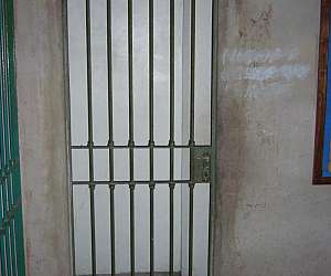 Portão de ferro para porta Portão de ferro para porta